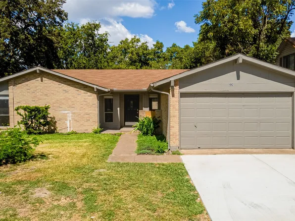 326 E Springdale Ln, Grand Prairie, TX 75052