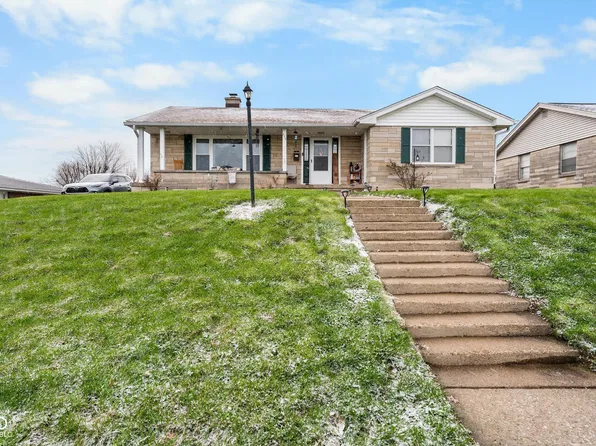 830 S Main St, Brownstown, IN 47220