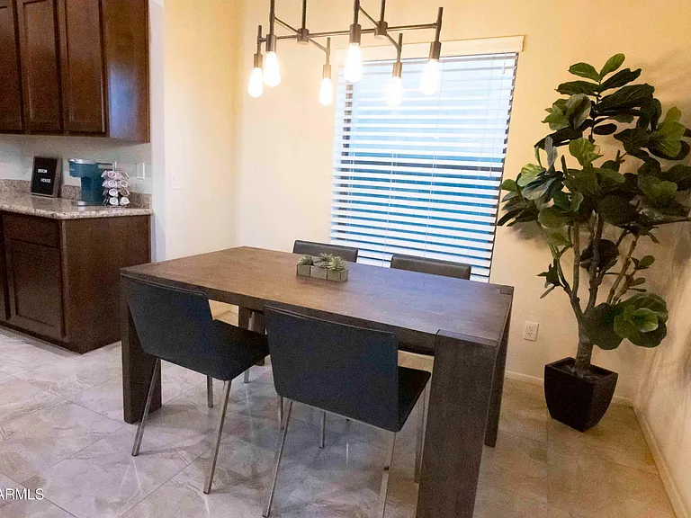 3113 E Danbury Rd #22 — Photo 8