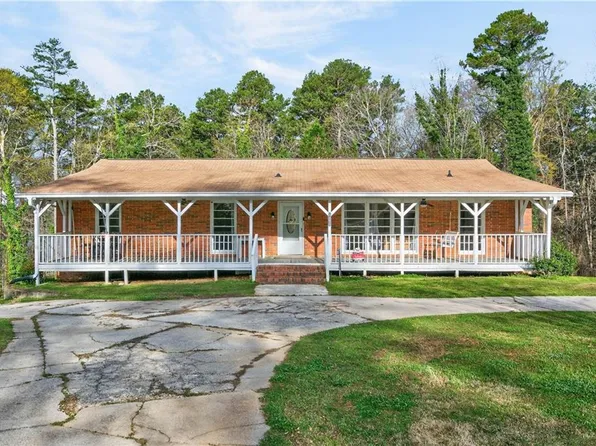 3460 Maynard Cir, Gainesville, GA 30506