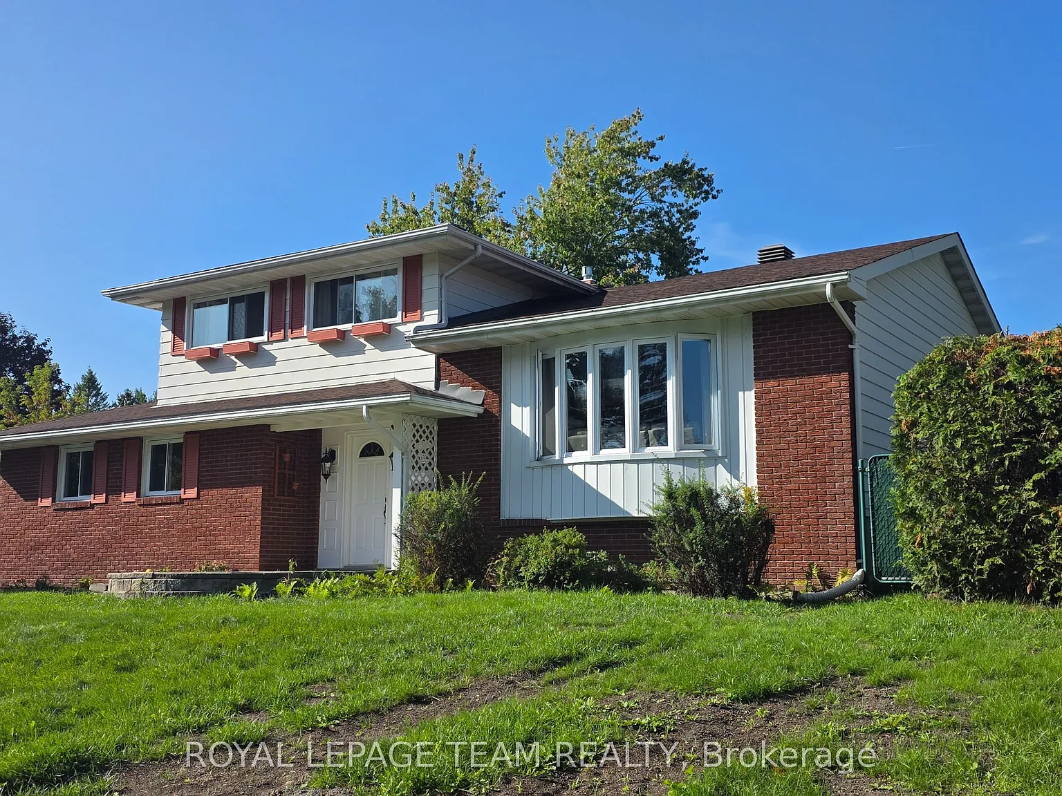 3 bed, $5,500 — Photo 3