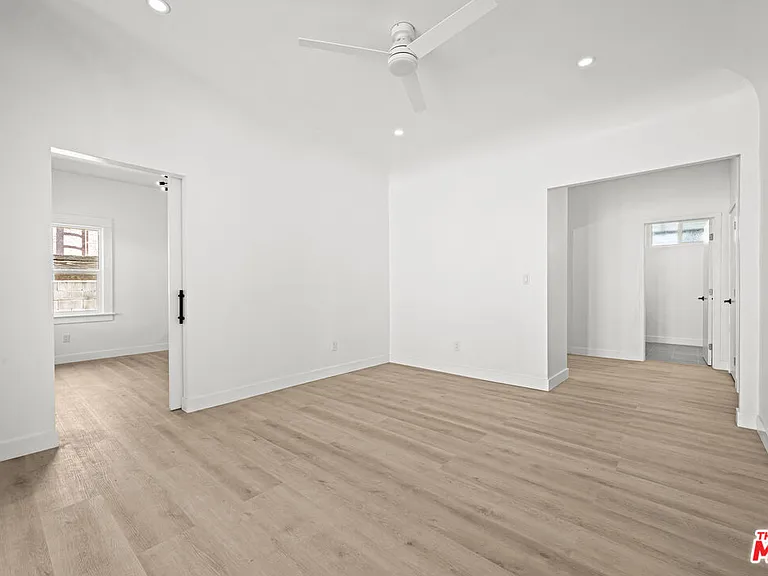 1246 N Formosa Ave — Photo 5