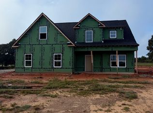 320 Colvin Dr, Locust Grove, GA 30248