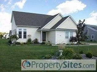 2163 Whiteherse Dr, Bay City, MI 48706