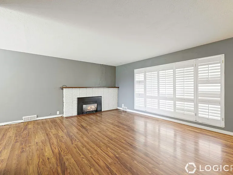 1305 Henderson Dr — Photo 7