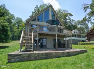 1251 Goose Pond Rd, Lake Ariel, PA 18436