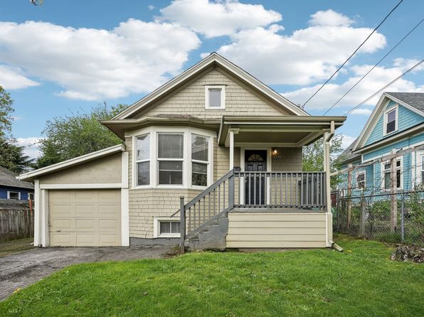 4637 NE Cleveland Ave #A