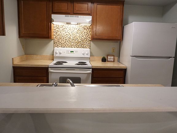 3rd image of 5492 Pinehaven Ct