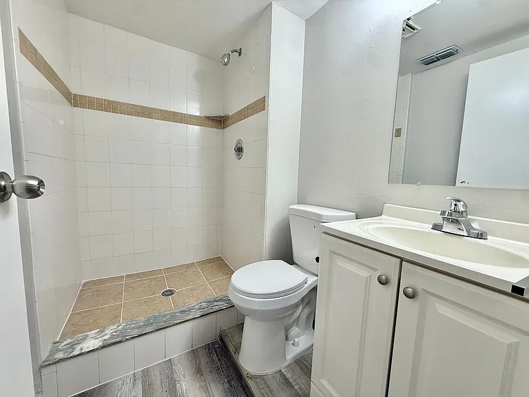 1228 Pine Sap Ct — Photo 2