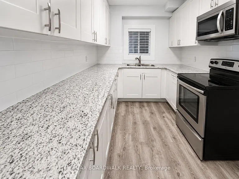 332 Shakespeare St #1 — Photo 10