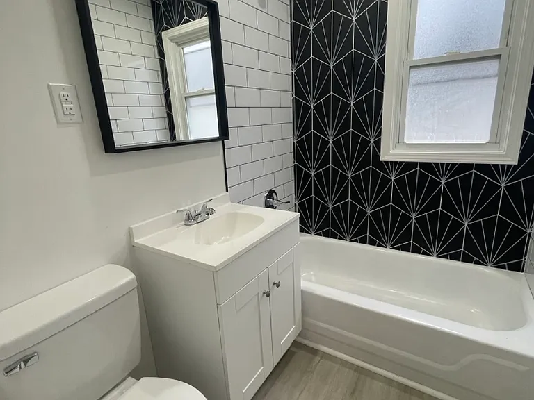728 S Hamilton Rd — Photo 8