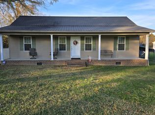 1070 Brown Prater Rd, McMinnville, TN 37110