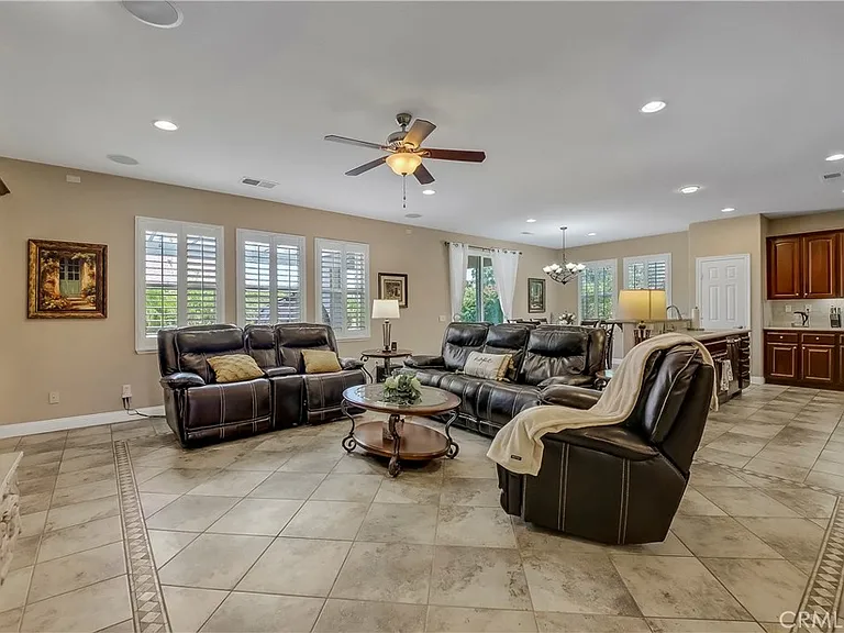 41424 Trumble Ct — Photo 23