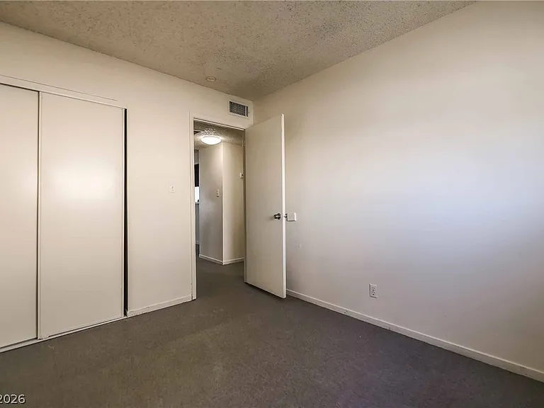 1404 E Mesquite Ave #8 — Photo 19