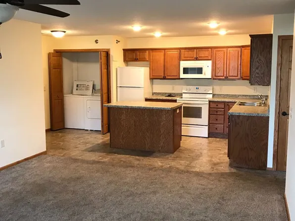 1958 Cypress Court NE, 1958 Cypress Ct NE Unit 7, Menomonie, WI 54751
