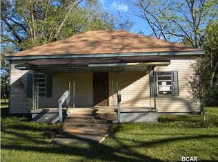 229 Stanton Dr, Chipley, FL 32428