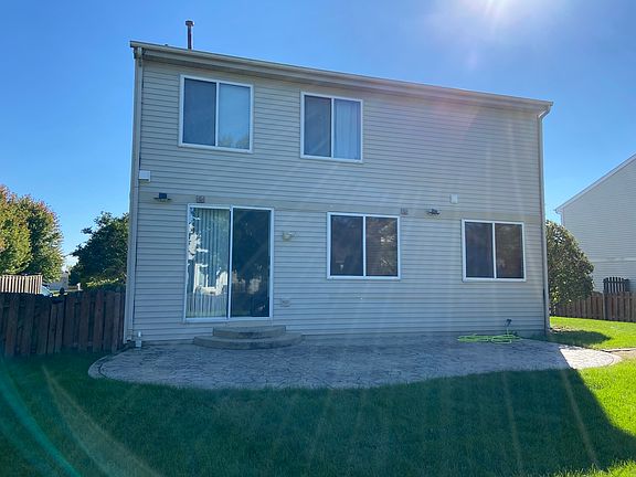 2nd image of 2430 Lenox Cir