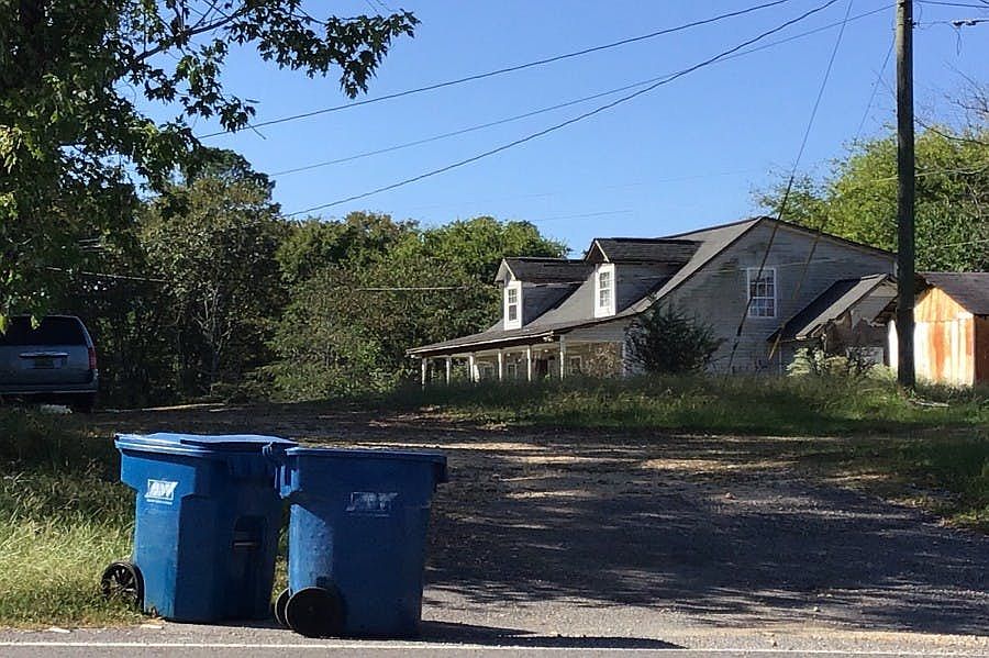 1st image of 6406 Simpson Point Rd