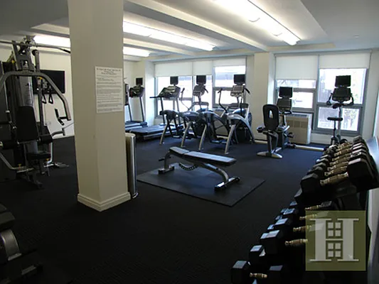 Rented by Halstead Real Estate | media 15