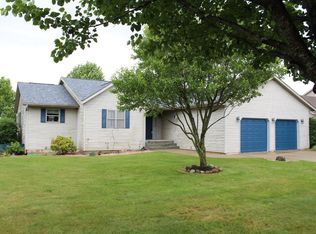 1647 N Crest View Dr, La Porte, IN