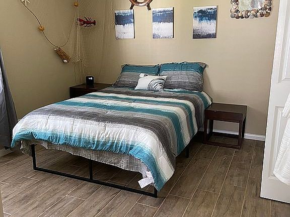 Ceramic wood tile 