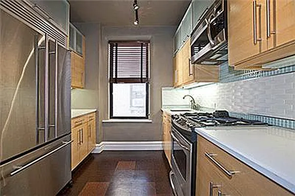 Sold by Fenwick Keats Real Estate | media 2