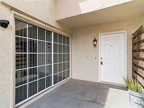 2nd image of 1006 LONGFELLOW COURT