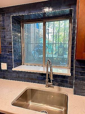 3rd image of 321 13th St #1
