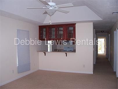 2nd image of 32 Brewster Rd