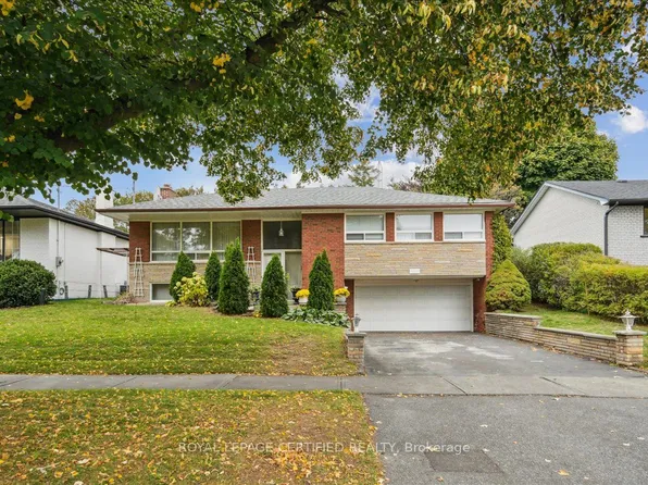 1639 Sunnycove Dr, Mississauga, ON L4X 1B6