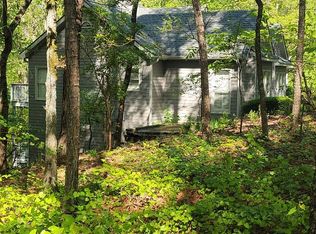 421 Greenridge Rd, Cartersville, GA 30120