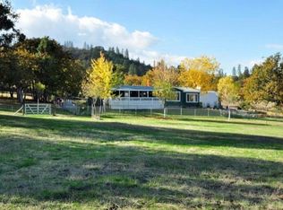 764 Crescent Dr, Eagle Pt, OR 97524