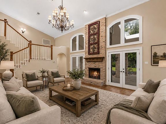 5th image of 2515 Kings Forest Dr