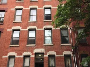 206 7th St APT 1R, Jersey City, NJ 07302