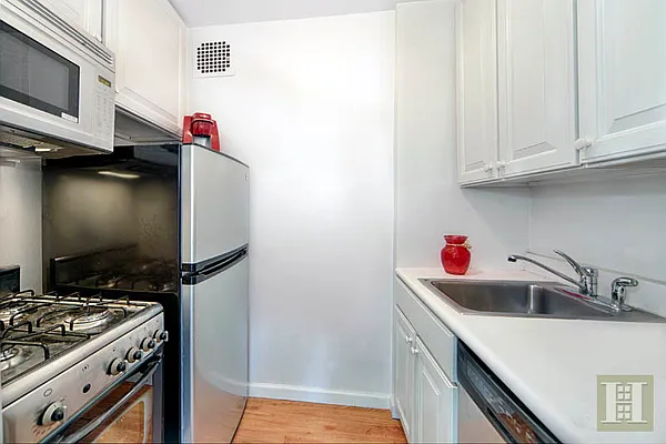 Sold by Halstead Real Estate | media 9