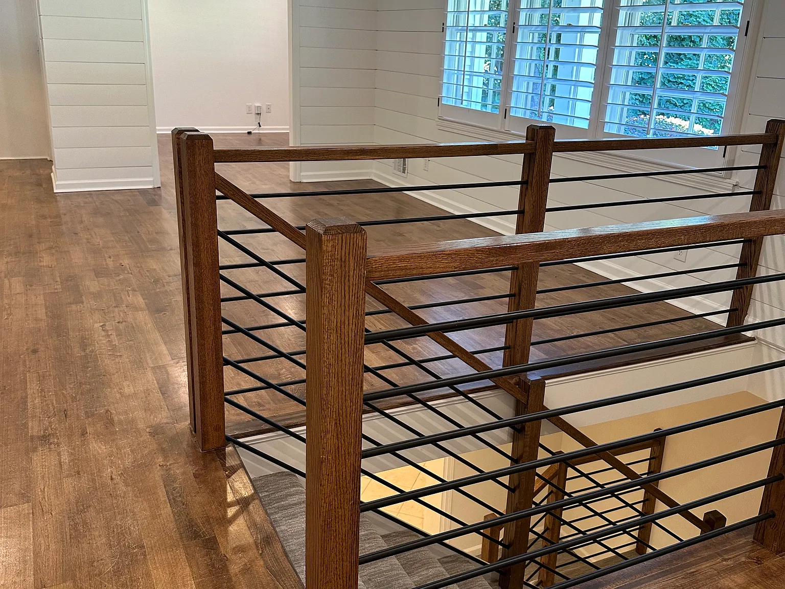 220 Thompson Pl — Photo 4
