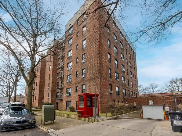 40 E 43rd St APT 4H, Brooklyn, NY 11203