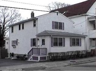 24 Laurel St, Lynn, MA 01905