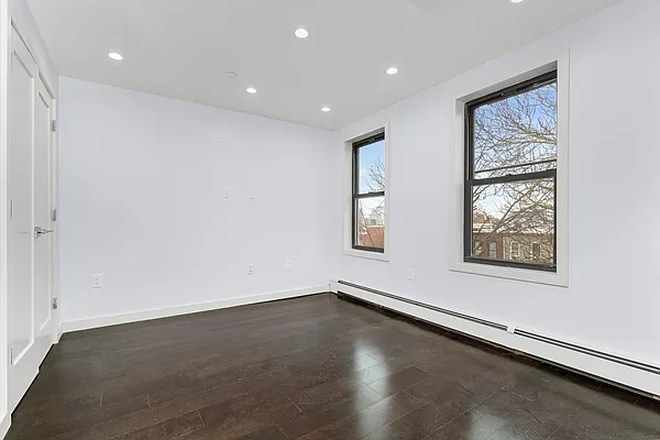 Rented by Compass | media 8