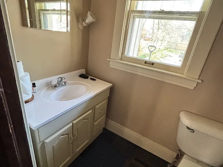 719 Wheaton Ave — Photo 16