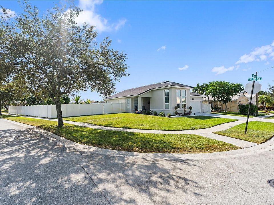 16120 SW 11th St, Pembroke Pines, FL 33027 | Zillow