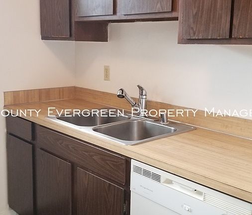 3rd image of 2250 I St NE APT 4