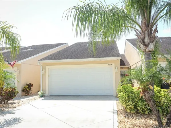 2210 Hawks Cove Cir, New Smyrna Beach, FL 32168