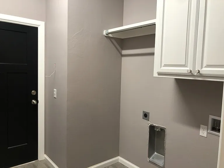 1540 Savannah Cir — Photo 23