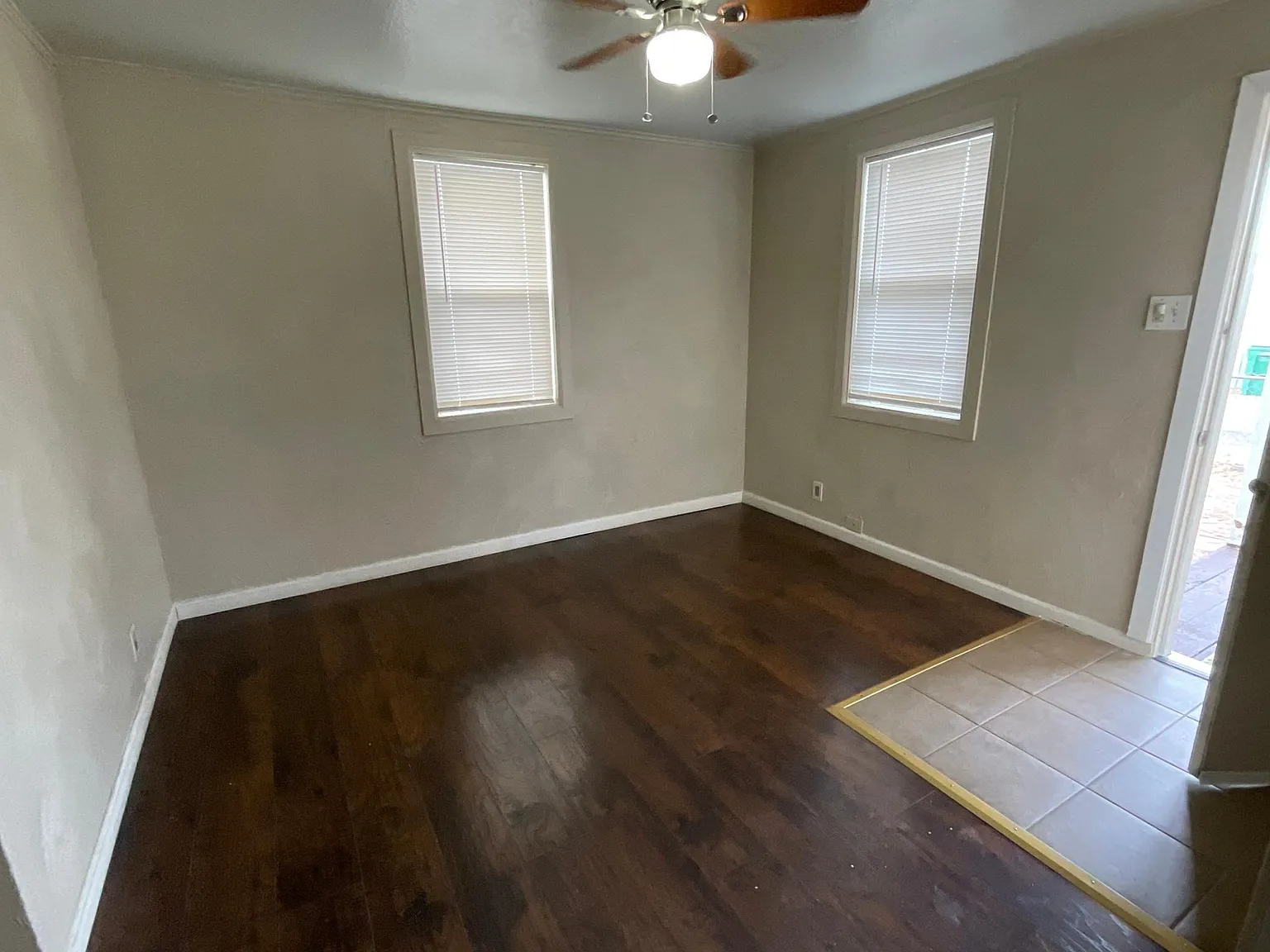 1400 Chris Ln — Photo 4