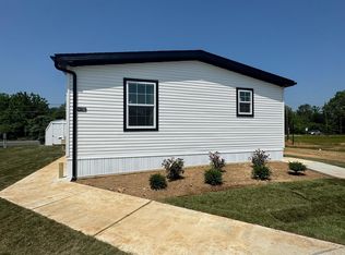 132 Sycamore Dr, Honey Brook, PA