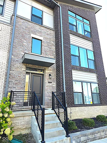 11596 Fulham St Photo 1