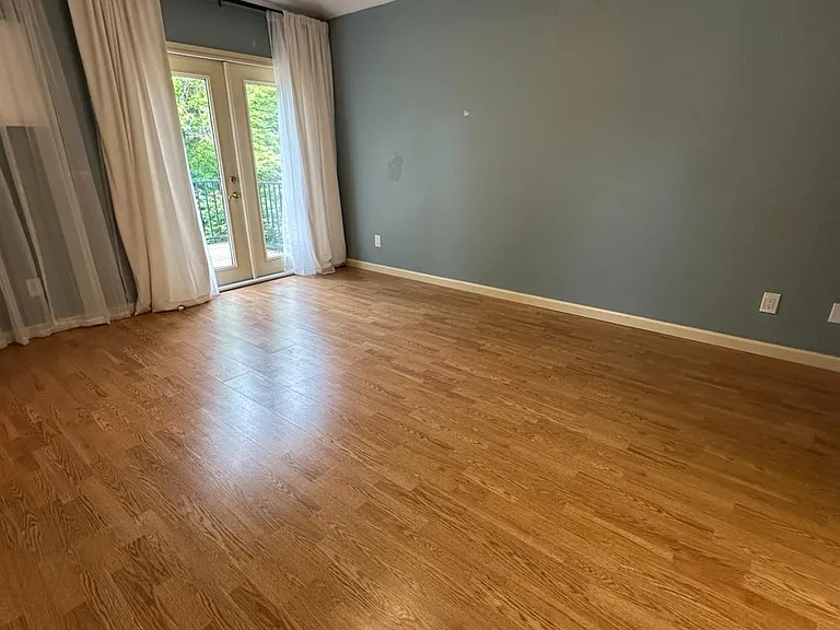 813 E Mockingbird Ln — Photo 19