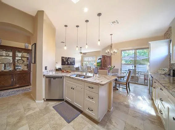 7537 W Pepper Ridge Rd — Photo 5