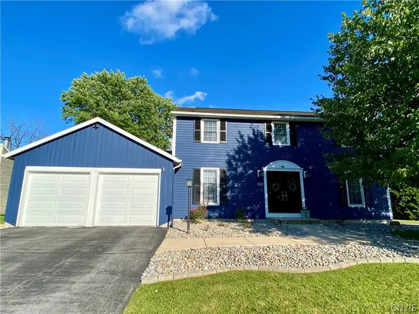 5131 Coffee Tree Ln, North Syracuse, NY 13212